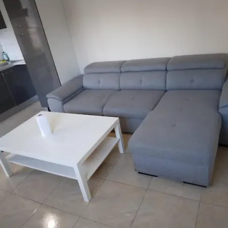 דירה Superbe Newly Renovated Flat